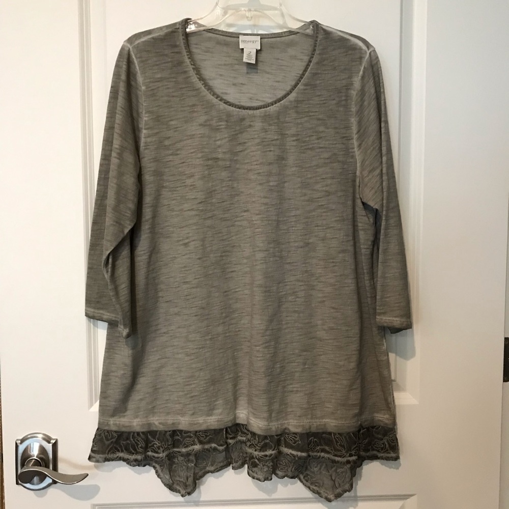 Zenergy by Chico’s Top with Lace at Bottom Edge